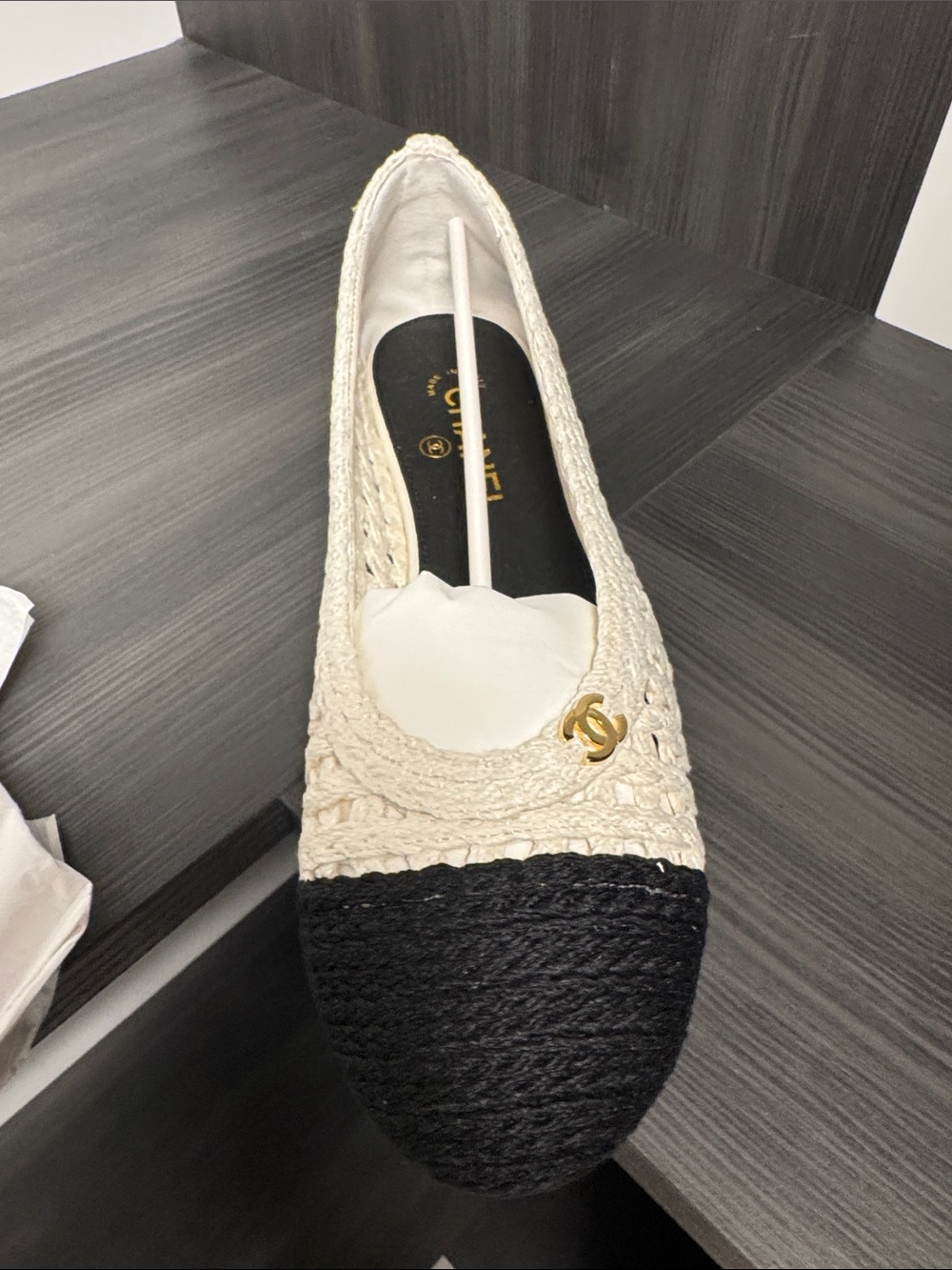 CHANEL 2026 Cream Crochet Ballet Flats with Black Cap Toe - Picture 4 of 5